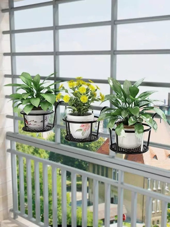 Metal Basket Round Hanging Plant Pot Holder for Balcony Vobi Collections